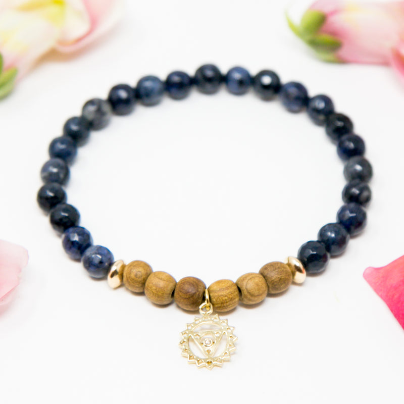 I Am Truthful + Grateful: Fifth Chakra Diffuser Mala Bracelet